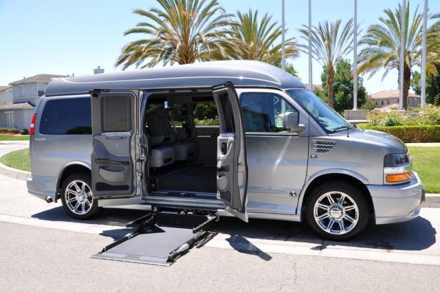 wheelchair van with side entry access