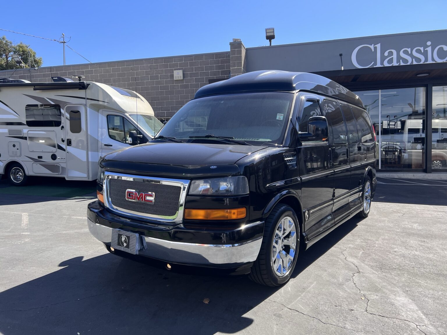 Interesting 2010 Gmc Savana 1500 Photos