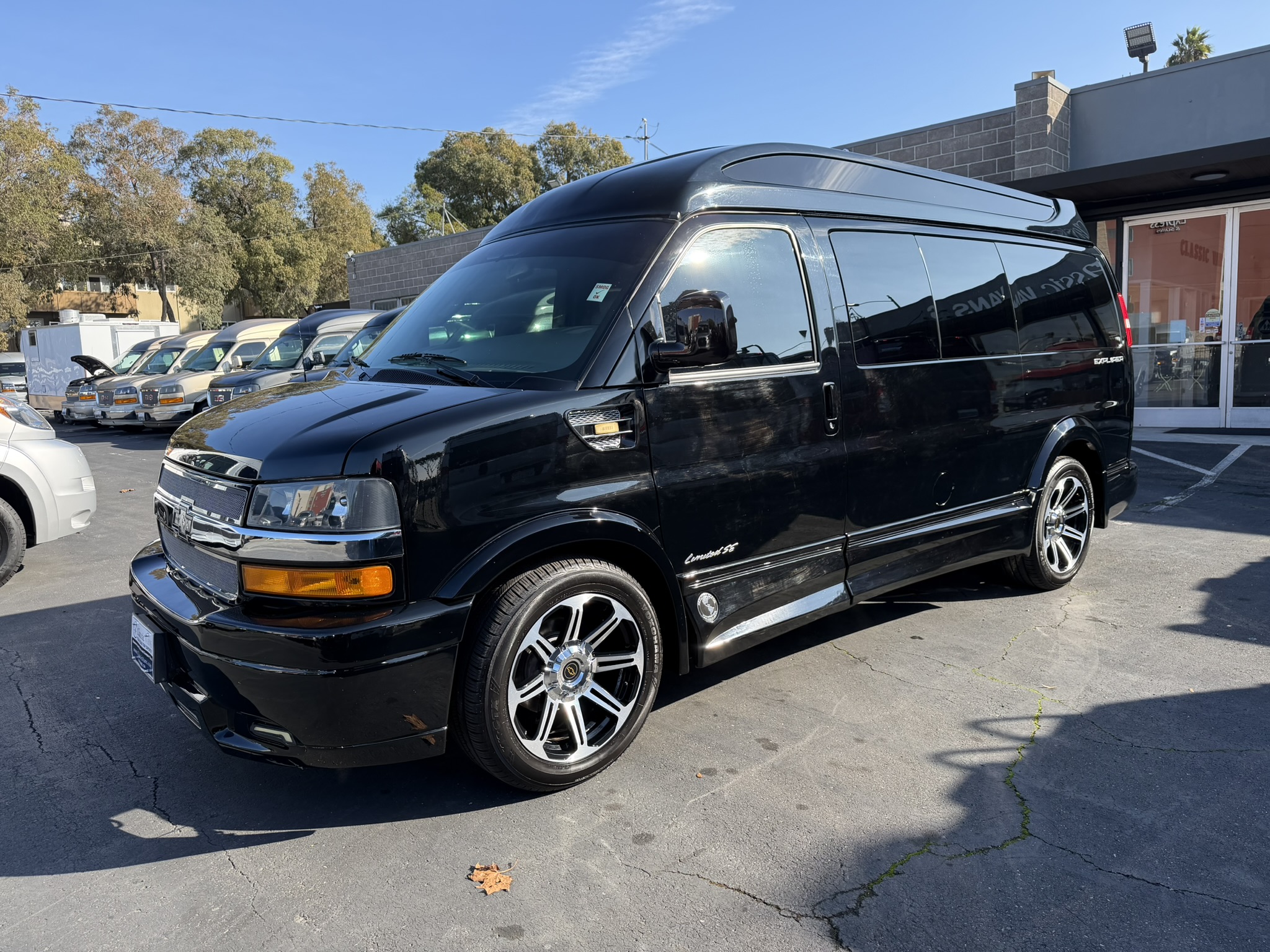 2018 Chevrolet Express Cargo Work Van's photo