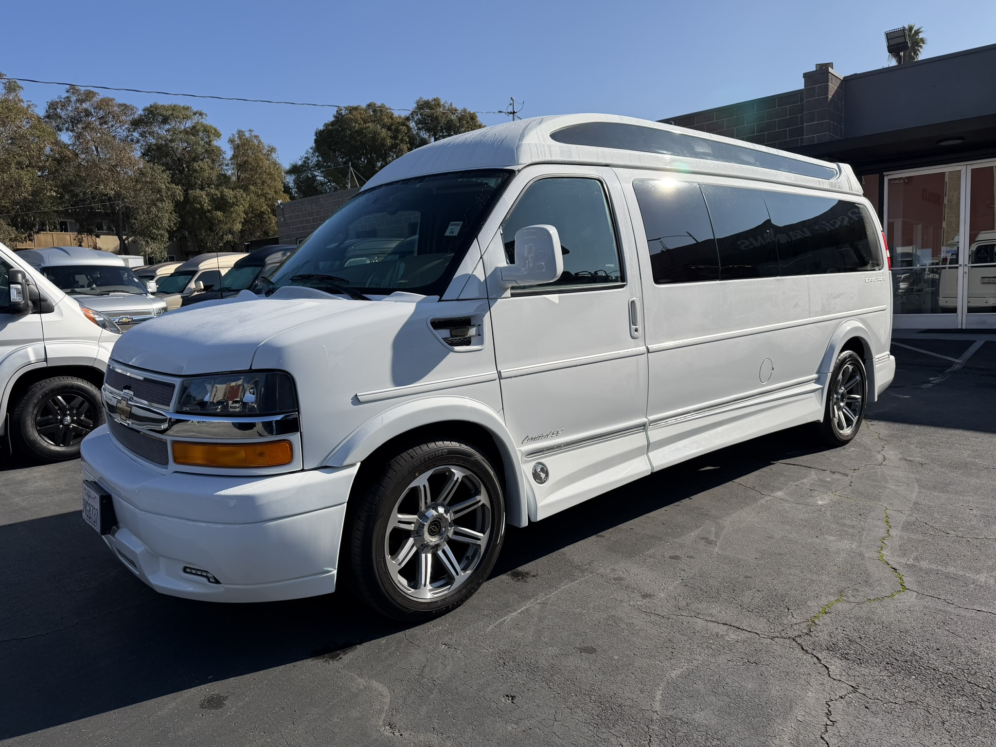 2017 Chevrolet Express Cargo Work Van's photo