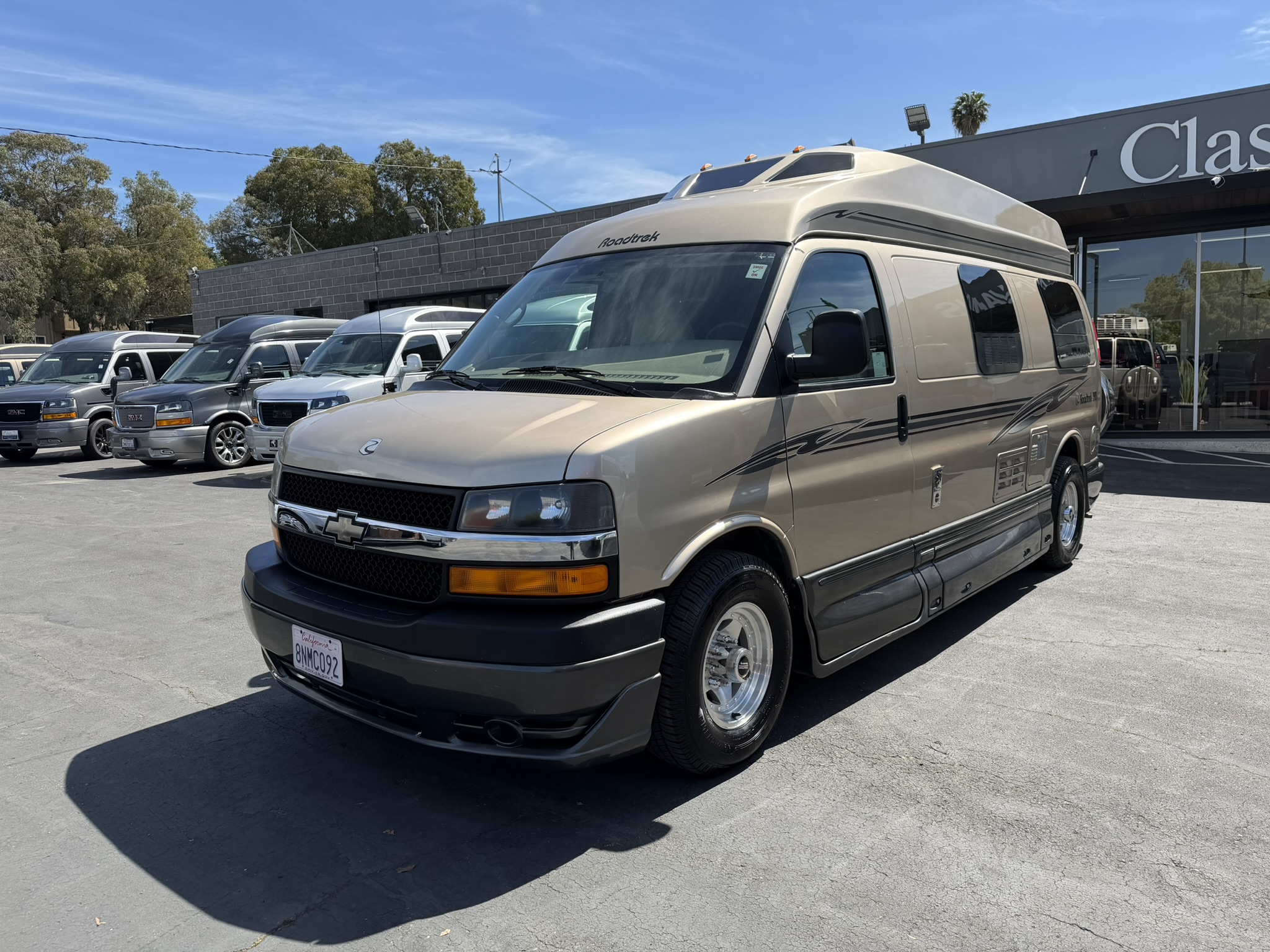 2012 Roadtrek 190 Popular - Camper Vans for Sale | Classic Vans